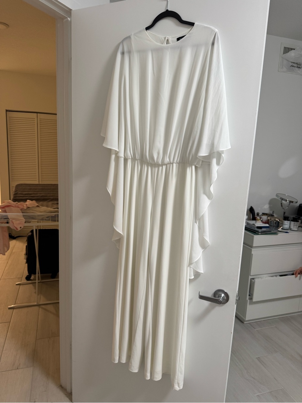 Marciano White Cape Sleeve Wide Leg Jumpsuit Made in USA Size M - Picture 8 of 11